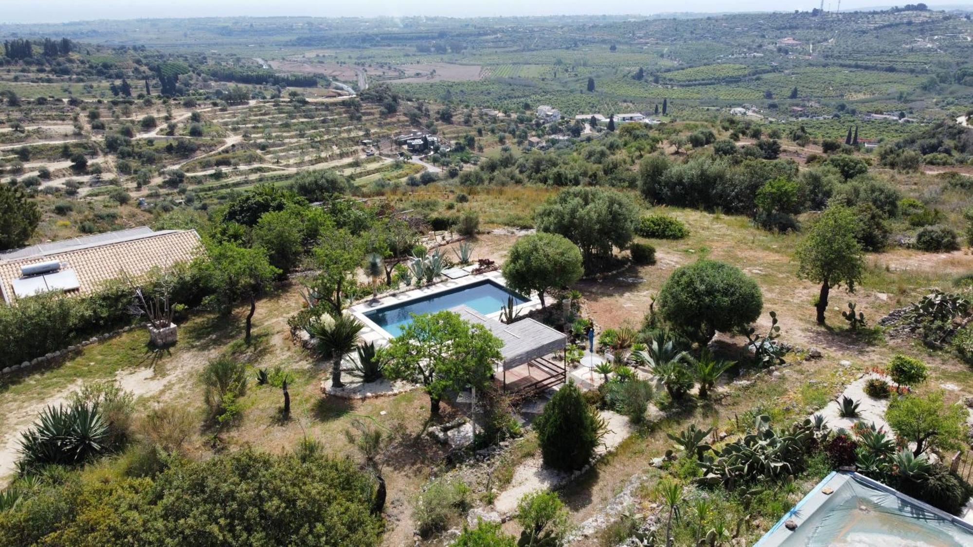 Villa La Cava Del Val Di Noto Con Piscina Privata Avola Exterior foto